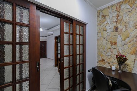 Casa para alugar com 270m², 4 quartos e 7 vagas Casa para alugar com 270m², 4 quartos e 7 vagasEscritório