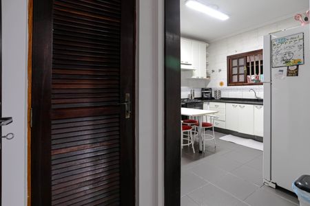 Casa para alugar com 270m², 4 quartos e 7 vagas Casa para alugar com 270m², 4 quartos e 7 vagasDispensa