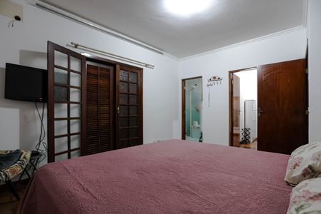 Casa para alugar com 270m², 4 quartos e 7 vagas Casa para alugar com 270m², 4 quartos e 7 vagasSuíte