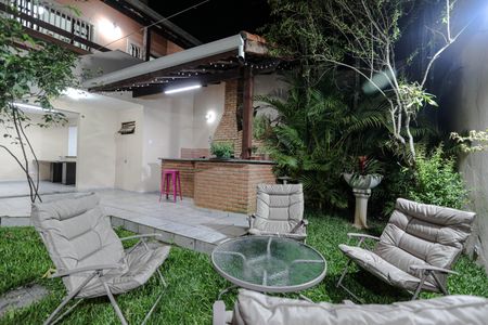 Casa para alugar com 270m², 4 quartos e 7 vagas Casa para alugar com 270m², 4 quartos e 7 vagasQuintal