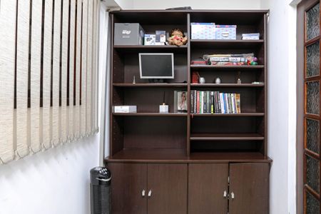 Casa para alugar com 270m², 4 quartos e 7 vagas Casa para alugar com 270m², 4 quartos e 7 vagasEscritório