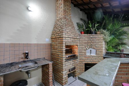 Casa para alugar com 270m², 4 quartos e 7 vagas Casa para alugar com 270m², 4 quartos e 7 vagasChurrasqueira