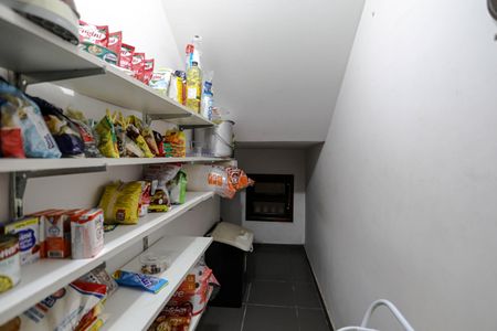 Casa para alugar com 270m², 4 quartos e 7 vagas Casa para alugar com 270m², 4 quartos e 7 vagasDispensa