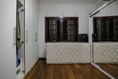 Casa para alugar com 270m², 4 quartos e 7 vagas Casa para alugar com 270m², 4 quartos e 7 vagasQuarto 2