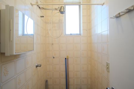 Apartamento para alugar com 100m², 3 quartos e 2 vagasBanheiro de serviço