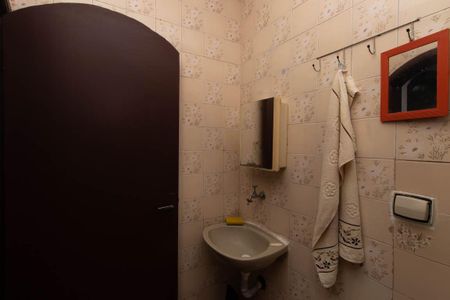 Casa para alugar com 170m², 3 quartos e 3 vagas Casa para alugar com 170m², 3 quartos e 3 vagasBanheiro de Serviço