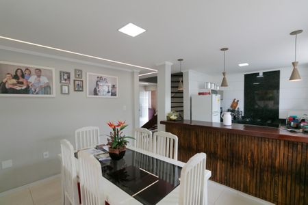 Casa à venda com 589m², 2 quartos e 5 vagas Casa à venda com 589m², 2 quartos e 5 vagasCopa