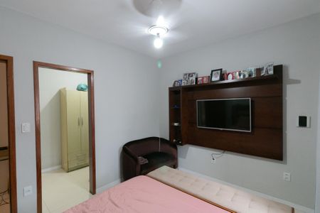 Casa à venda com 589m², 2 quartos e 5 vagas Casa à venda com 589m², 2 quartos e 5 vagasQuarto 2 Suite