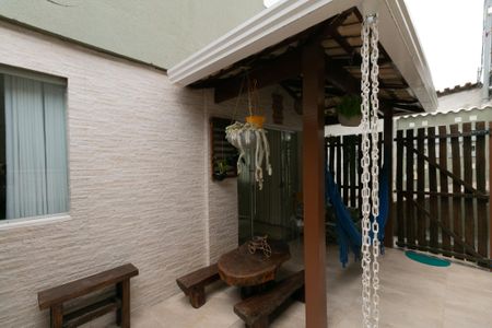 Casa à venda com 589m², 2 quartos e 5 vagas Casa à venda com 589m², 2 quartos e 5 vagasvaranda/Sala