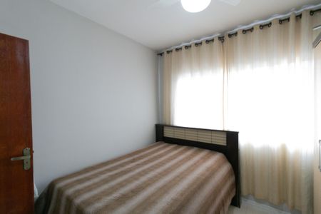 Casa à venda com 589m², 2 quartos e 5 vagas Casa à venda com 589m², 2 quartos e 5 vagasQuarto 1