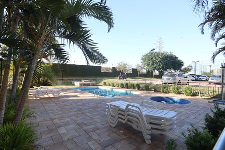 Apartamento à venda com 57m², 3 quartos e 1 vagaÁrea comum - Piscina