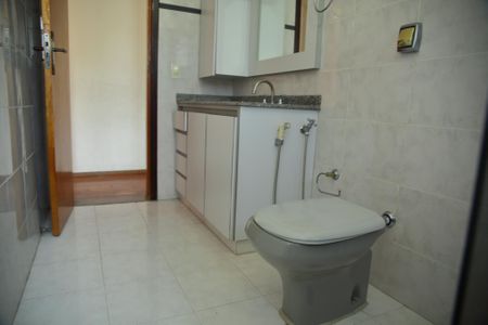 Apartamento para alugar com 108m², 3 quartos e 1 vagaBanheiro