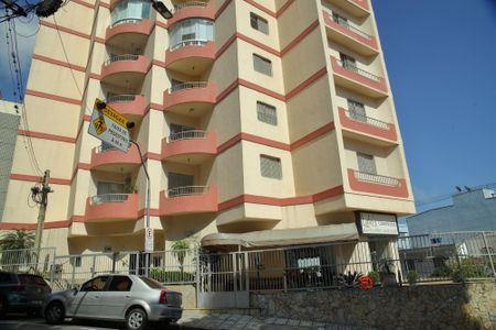 Apartamento para alugar com 108m², 3 quartos e 1 vagaFachada