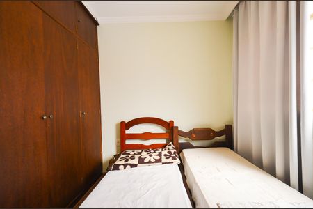 Casa para alugar com 400m², 5 quartos e 4 vagas Casa para alugar com 400m², 5 quartos e 4 vagasQuarto 1