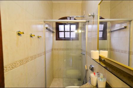 Casa para alugar com 400m², 5 quartos e 4 vagas Casa para alugar com 400m², 5 quartos e 4 vagasBanheiro social