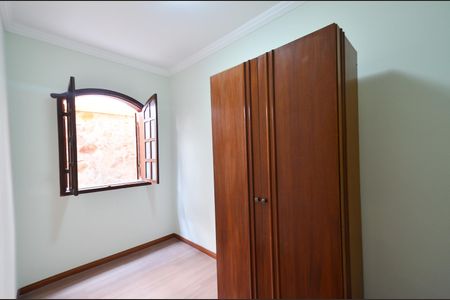 Casa para alugar com 400m², 5 quartos e 4 vagas Casa para alugar com 400m², 5 quartos e 4 vagasSuíte 1 - closet
