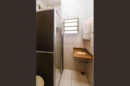 Casa para alugar com 400m², 5 quartos e 4 vagas Casa para alugar com 400m², 5 quartos e 4 vagasBanheiro suíte 3