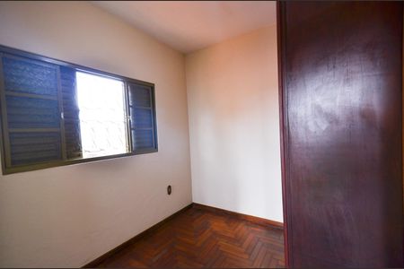 Casa para alugar com 400m², 5 quartos e 4 vagas Casa para alugar com 400m², 5 quartos e 4 vagasSuíte 2