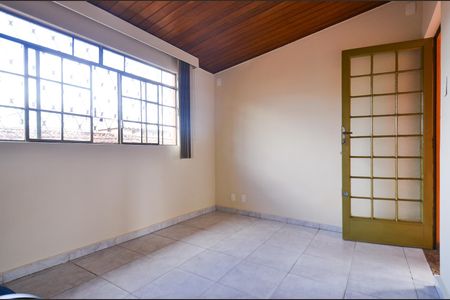 Casa para alugar com 400m², 5 quartos e 4 vagas Casa para alugar com 400m², 5 quartos e 4 vagasEscritório