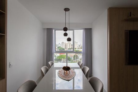 Apartamento à venda com 67m², 3 quartos e 2 vagasSala