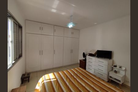 Casa à venda com 94m², 2 quartos e 2 vagasSuíte