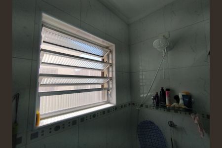 Casa à venda com 94m², 2 quartos e 2 vagasBanheiro Social