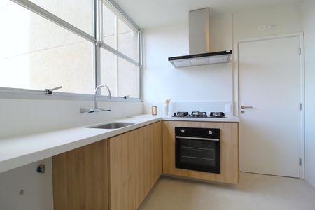 Apartamento à venda com 133m², 2 quartos e 1 vagaCozinha