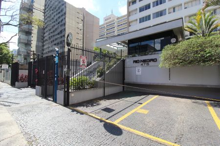 Apartamento à venda com 133m², 2 quartos e 1 vagaFachada e Portaria
