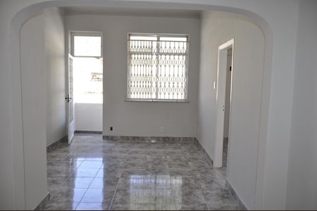 Apartamento à venda com 80m², 2 quartos e sem vagaSala