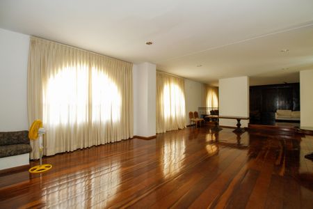 Apartamento à venda com 194m², 3 quartos e 2 vagasÁrea Comum - Salão de Festas