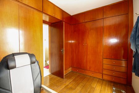 Apartamento à venda com 194m², 3 quartos e 2 vagasCloset da Suíte 1