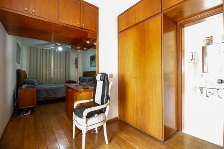 Apartamento à venda com 194m², 3 quartos e 2 vagasCloset da Suíte 1