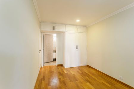 Apartamento para alugar com 154m², 3 quartos e 2 vagas Apartamento para alugar com 154m², 3 quartos e 2 vagasSuíte