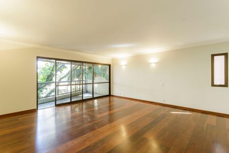 Apartamento para alugar com 154m², 3 quartos e 2 vagas Apartamento para alugar com 154m², 3 quartos e 2 vagasSala