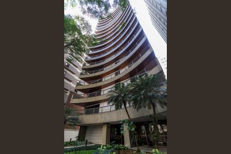 Apartamento para alugar com 154m², 3 quartos e 2 vagas Apartamento para alugar com 154m², 3 quartos e 2 vagasFachada