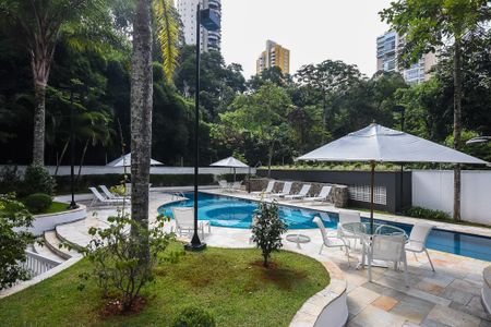 Apartamento à venda com 210m², 3 quartos e 3 vagasPiscina