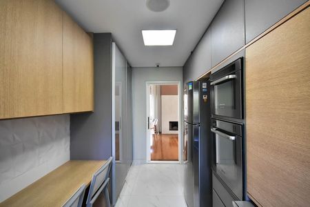 Apartamento à venda com 210m², 3 quartos e 3 vagasCozinha