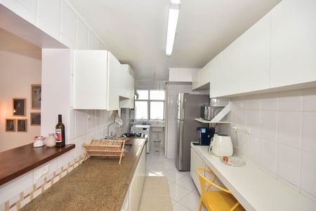 Apartamento à venda com 70m², 2 quartos e 1 vagaCozinha