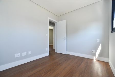 Apartamento à venda com 98m², 3 quartos e 2 vagasQuarto 1