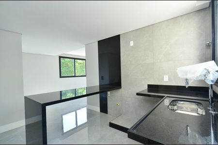 Apartamento à venda com 98m², 3 quartos e 2 vagasCozinha