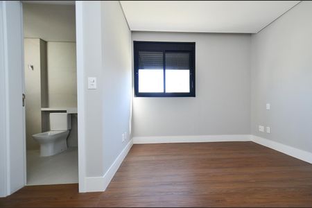 Apartamento à venda com 98m², 3 quartos e 2 vagasSuíte