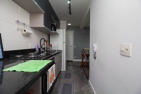 Apartamento à venda com 65m², 2 quartos e 1 vagaCozinha e Área de Serviço