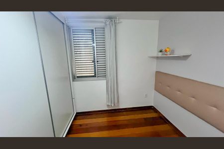 Apartamento à venda com 200m², 4 quartos e 3 vagas Apartamento à venda com 200m², 4 quartos e 3 vagasQuarto 3