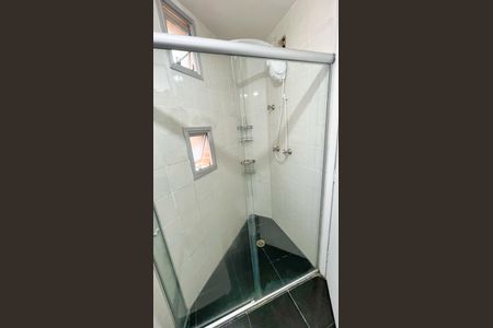 Apartamento à venda com 200m², 4 quartos e 3 vagas Apartamento à venda com 200m², 4 quartos e 3 vagasBanheiro