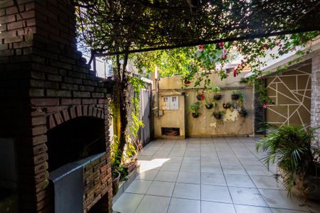 Casa à venda com 220m², 4 quartos e 2 vagasÁrea comum