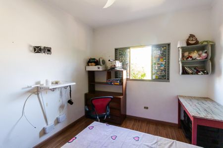 Casa à venda com 220m², 4 quartos e 2 vagasQuarto 2