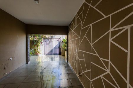 Casa à venda com 220m², 4 quartos e 2 vagasGaragem