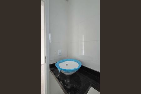 Apartamento à venda com 100m², 2 quartos e 1 vaga Apartamento à venda com 100m², 2 quartos e 1 vagaBanheiro