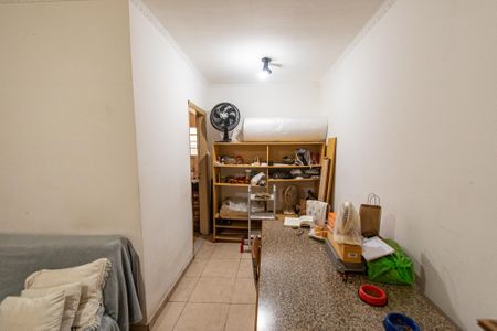 Casa à venda com 55m², 2 quartos e sem vaga Casa à venda com 55m², 2 quartos e sem vagaSala