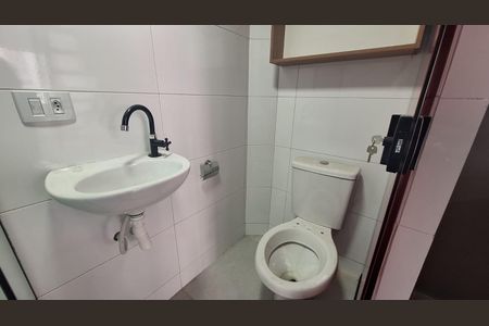 Studio para alugar com 25m², 1 quarto e 1 vaga Studio para alugar com 25m², 1 quarto e 1 vagaBanheiro